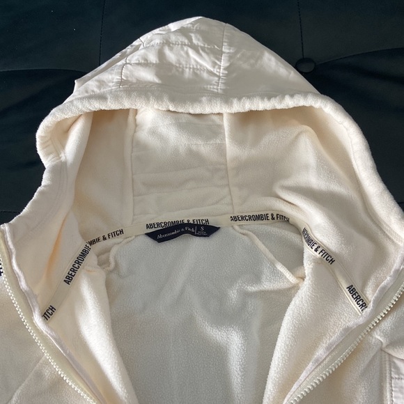 Abercrombie & Fitch jacket - Picture 5 of 7